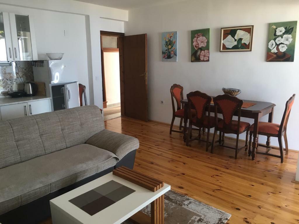 Apartment Luna Ulcinj Kültér fotó